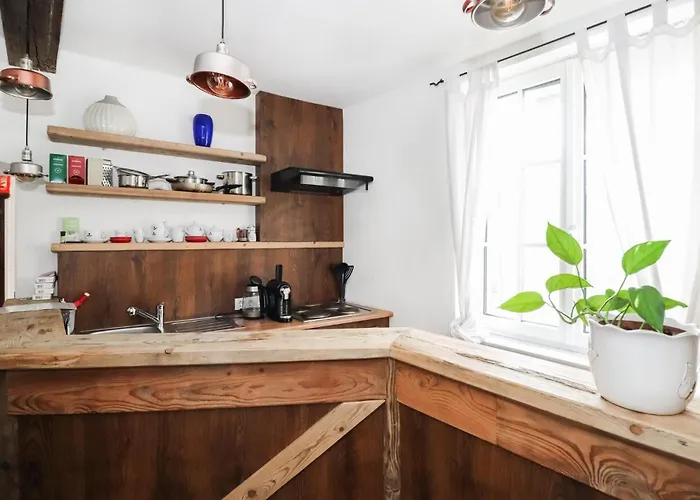 Διαμέρισμα In *